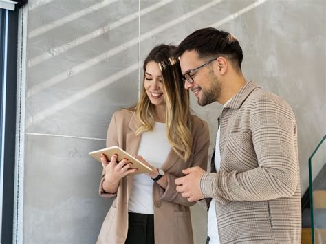 How iPad Apps Help Sales People on The Field