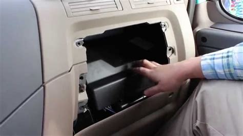 How to Check Fuses-Freightliner - YouTube