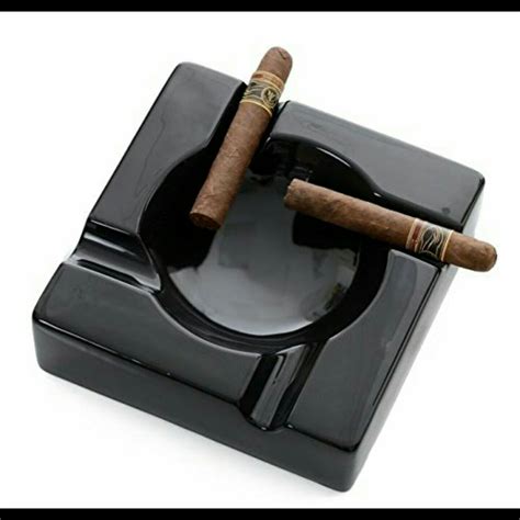 How to Choose a Good Ashtray for Cigars