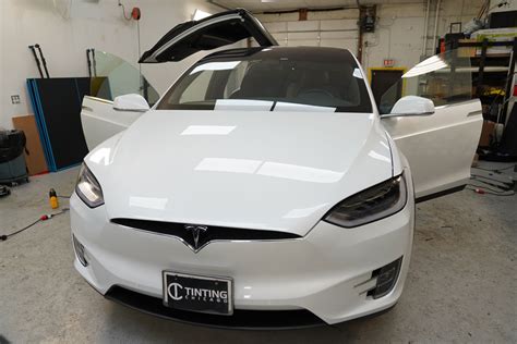 How to Choose a Reputable Tesla Window Tint Installer