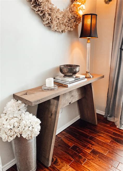 How to Choose the Right Rustic Entryway Table