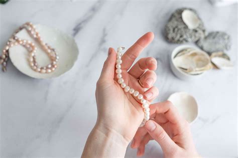 How to Clean a Pearl Necklace ? Tasmanian Jewelry