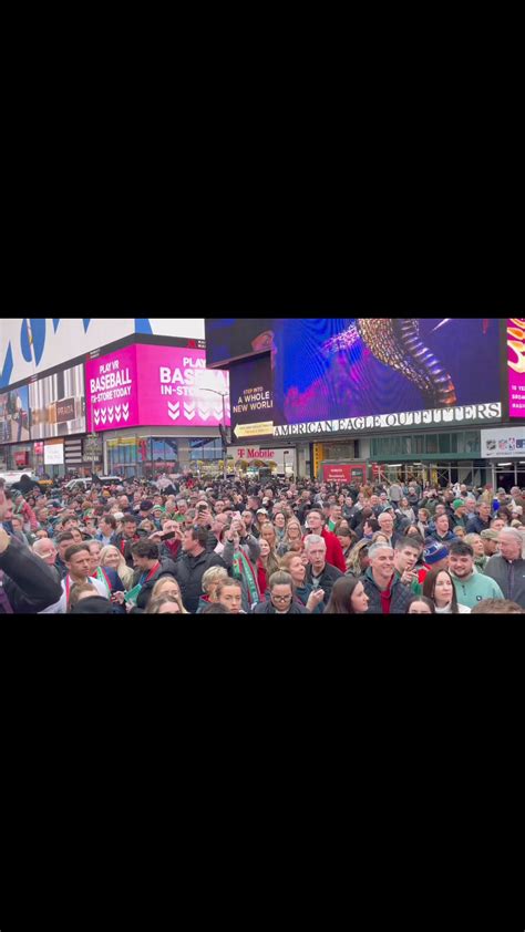 How to Follow Our Live Blog