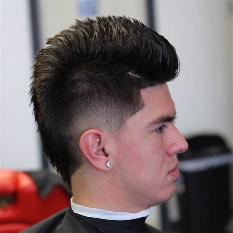 How to Get the Perfect Fohawk Look