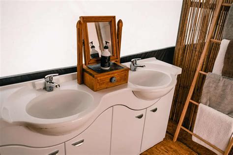 How to Transform Your Bathroom with the Perfect Vanity Sink!