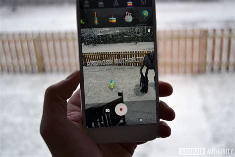 How to Use AR Stickers on a Pixel device