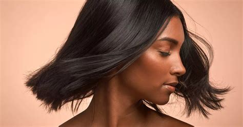 How to Use Hair Oil Without Looking Greasy