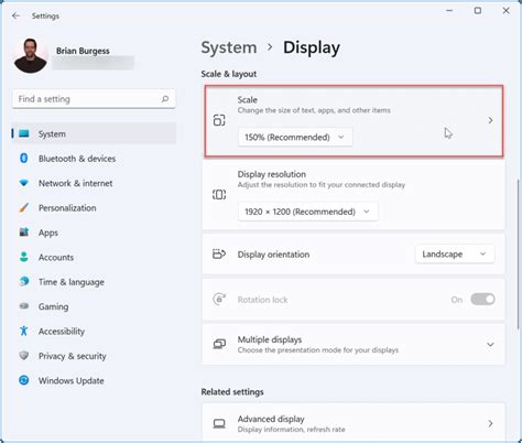 How to change display scale with recommended settings on Windows 11