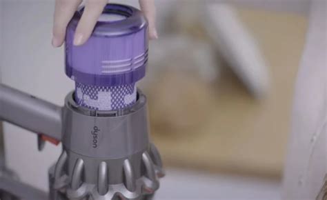 How to clean a Dyson filter