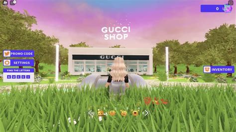 How to get all free items in Roblox Gucci Town - Pro Game Guides
