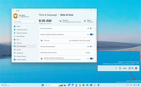 How to hide time and date on Windows 11