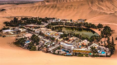 Huacachina oasis
