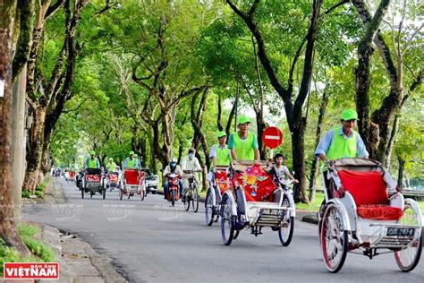 Hue Cyclo Tour