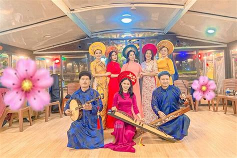 Hue evening experience