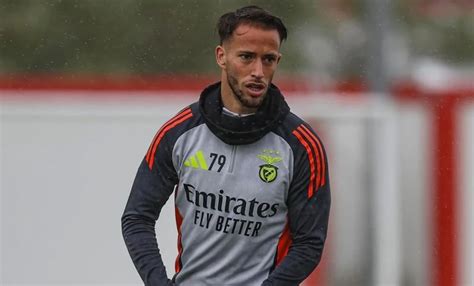 Hugo Felix Playing Style