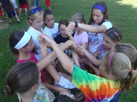 Human Knot with a Cheer Challenge