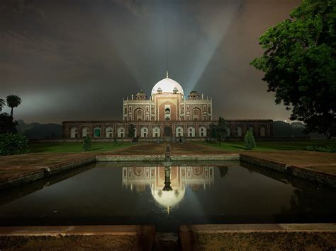 Humayun's Tomb at night