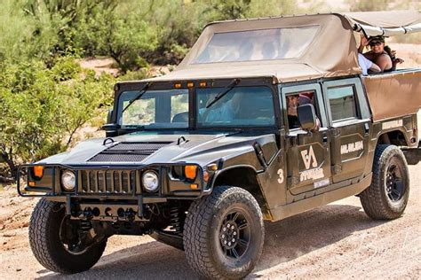 Hummer H1 Tour