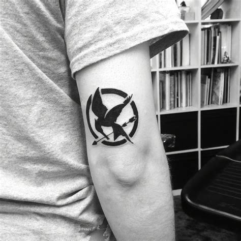 Hunger Games tattoo JenniferEdge neopoprealism 