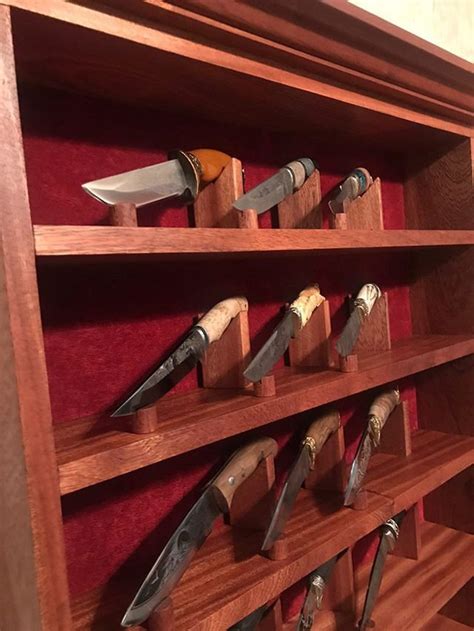 Hunting Knife Display