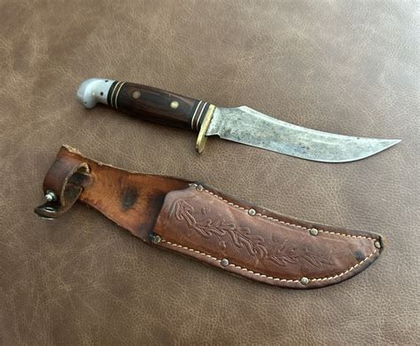 Hunting Knife With Leather Sheath