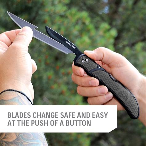 Hunting Knife With Removable Blade