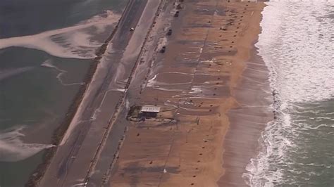 Huntington Beach high tide