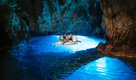 Hvar Blue Cave & Vis Island Private Speedboat Tour: A Review