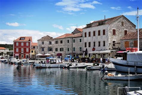Hvar Travel Tips