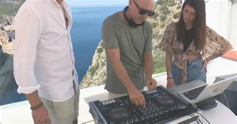 Ibiza DJ Lesson