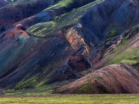 Icelandic landscape tips