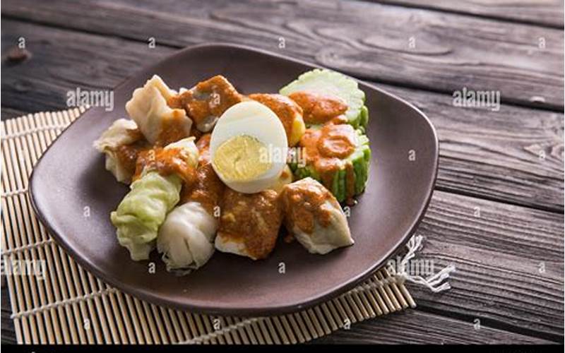 Ikan Siomay With Peanut Sauce