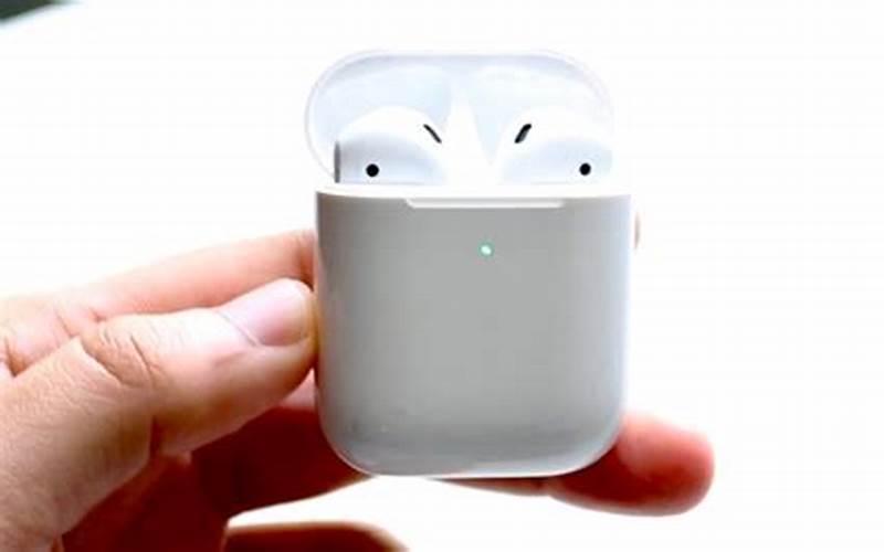 Image Of Airpods In Pairing Mode
