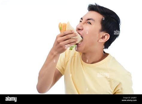 Devouring food