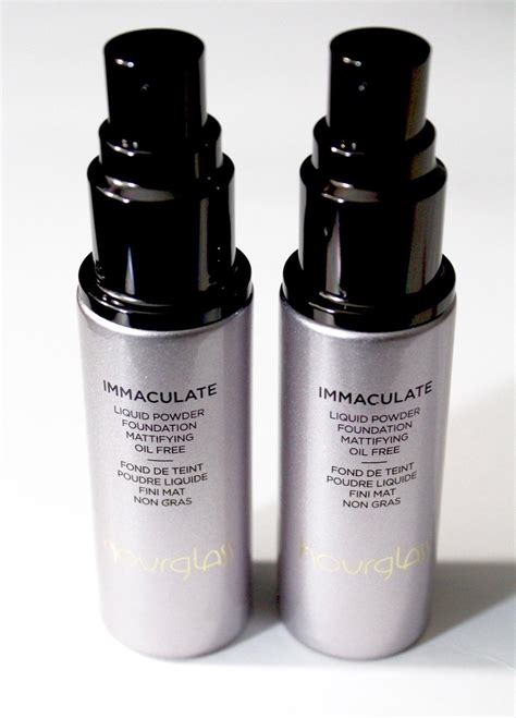 Immaculate Liquid Powder Foundation