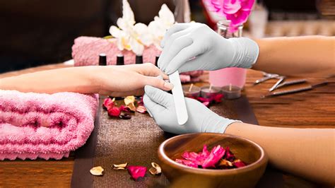 Implementing Aromatherapy in Your Manicure Services