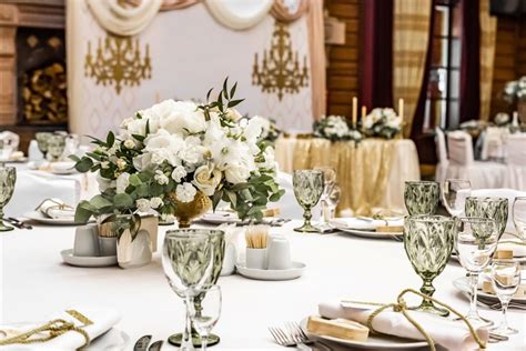 Implementing Your Unique Wedding Theme Successfully