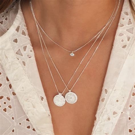 Importance of Necklaces for Women