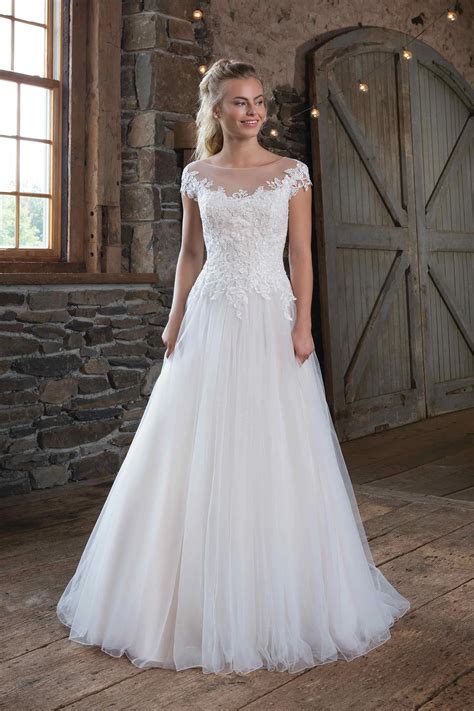 In Stock Wedding Dresses