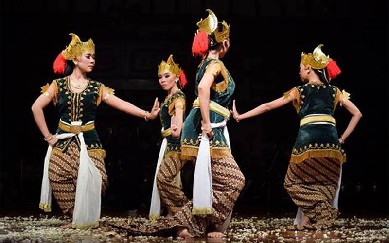 Increase Funding And Support From The Government For Traditional Dances In Indonesia