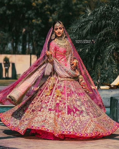 Indian Wedding Dresses and Wedding Gowns