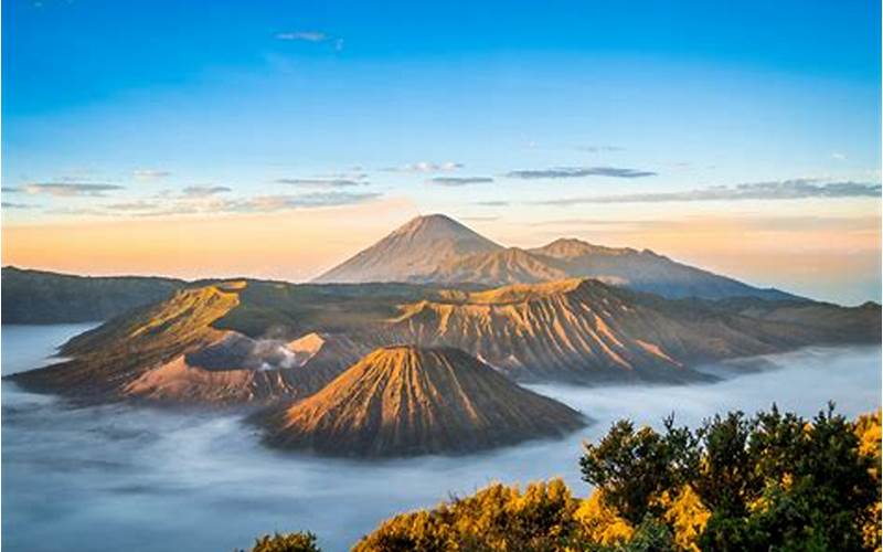 Indonesia'S Natural Tourism