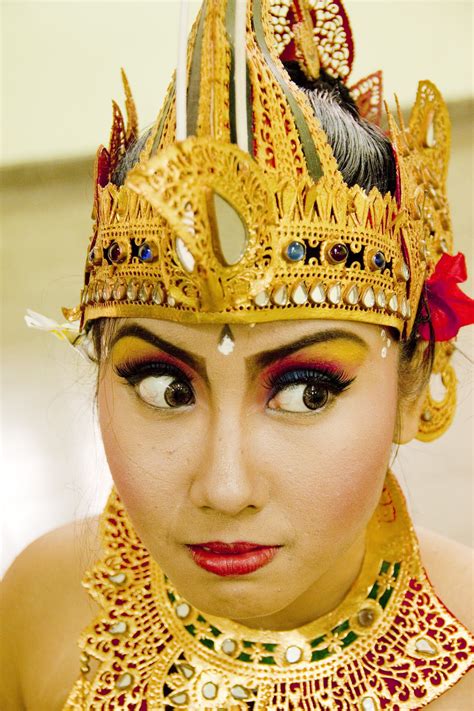 Indonesia makeup