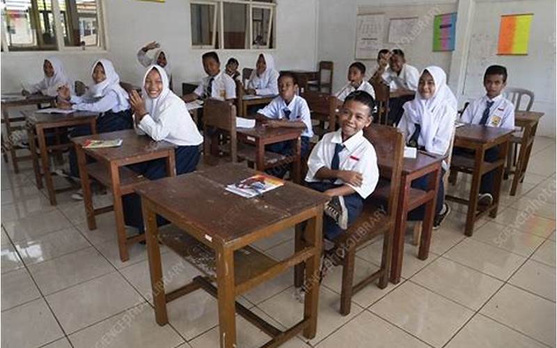 Indonesian Students In Classroom