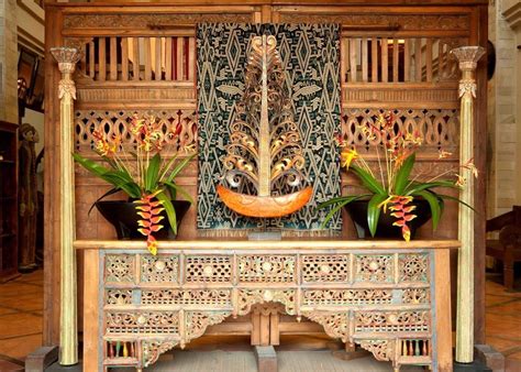 Indonesian Decoration and Furniture