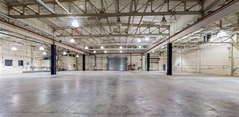 Industrial rental space location
