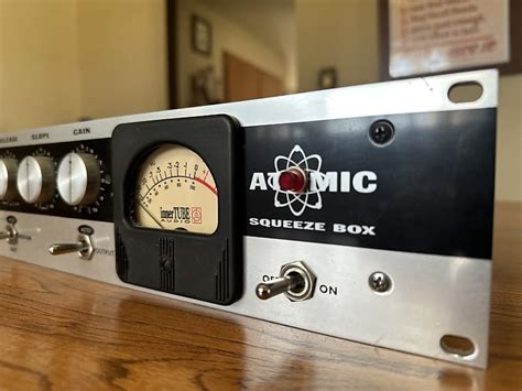 Unleash the Power of Hi-Fi Sound with Innertube Audio Atomic Squeezebox - the Ultimate Music Listening Experience!