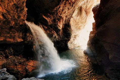 Inside Autisha Canyon