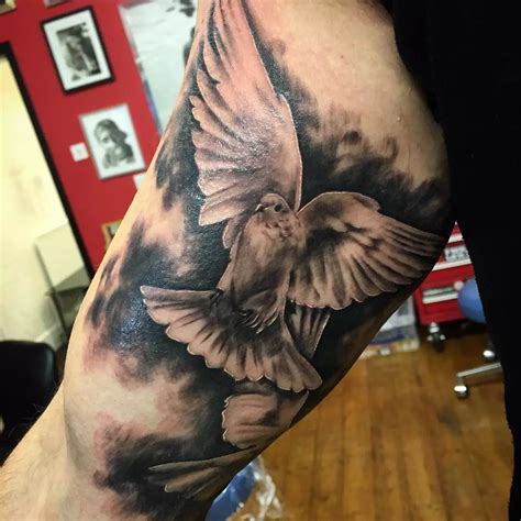 115+ Best Inner Bicep Tattoo Ideas for Men Designs