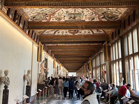 Inside The Uffizi